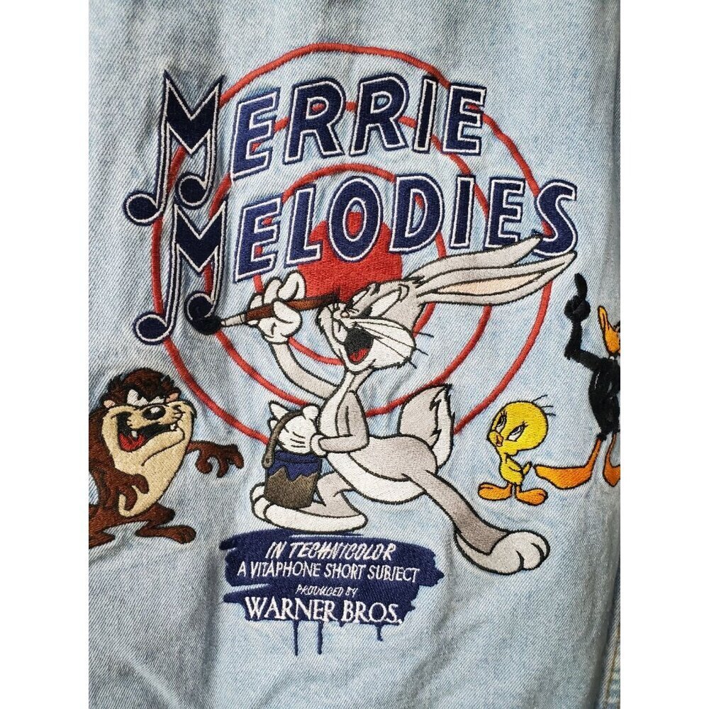 90’s WARNER BROTHERS LOONEY TUNES EMBROIDERED DENIM JACKET Sz M Merrie Melodies!